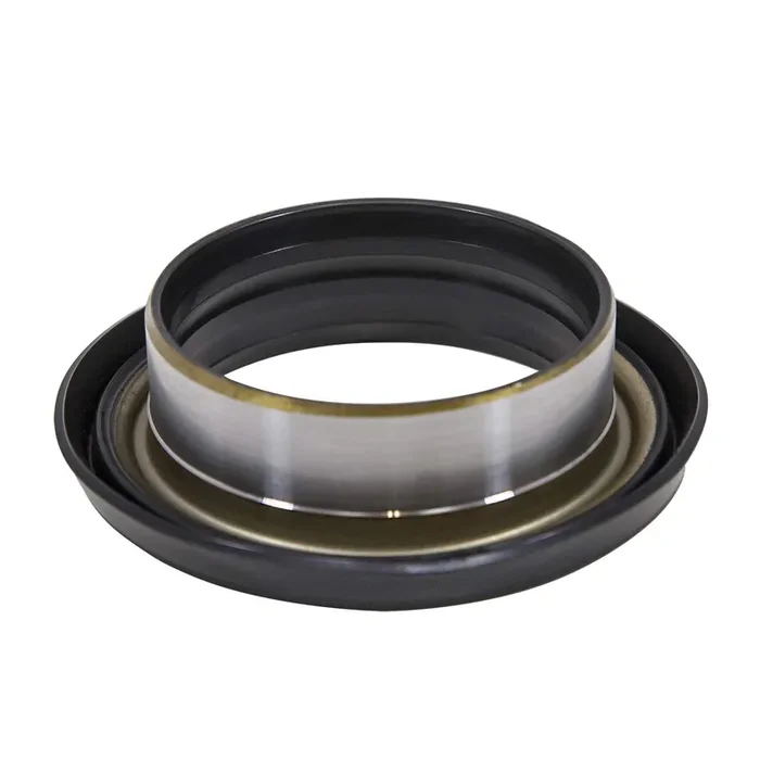 Adapter Sleeve Gm 11.5‘/10.5‘ 14 Bolt Truck Yokes To Use Triple Lip Pinion Seal