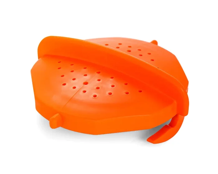 Camco Vented Sewer Cap-Keeps Tanks Dry And Odor Free While Stored Away, Compatible With 3‘‘ Rv Waste Valves, Perfect For Winteri