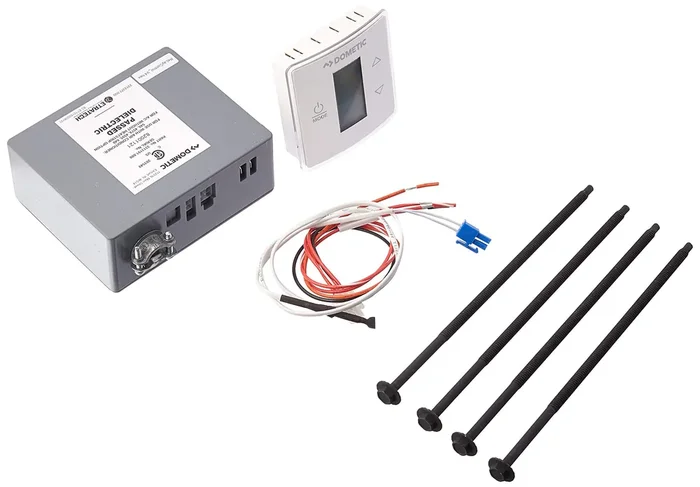 Dometic 3316230.000 Rv Thermostat (Ctrl Kit, Ct Std-C/F-Wht)