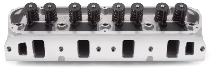 Edelbrock 5023 1 pr. Small-Block Ford E-Street Cylinder Heads 1.90