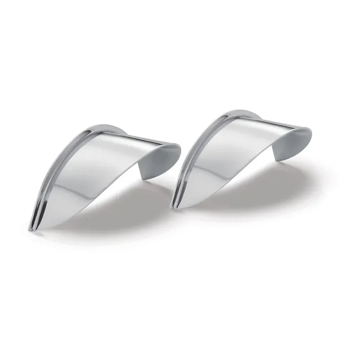 Show Chrome Accessories 1-229 4-1/2‘‘ Spot Light Visor