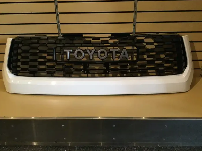 Toyota Grille – 53101-0C070A0